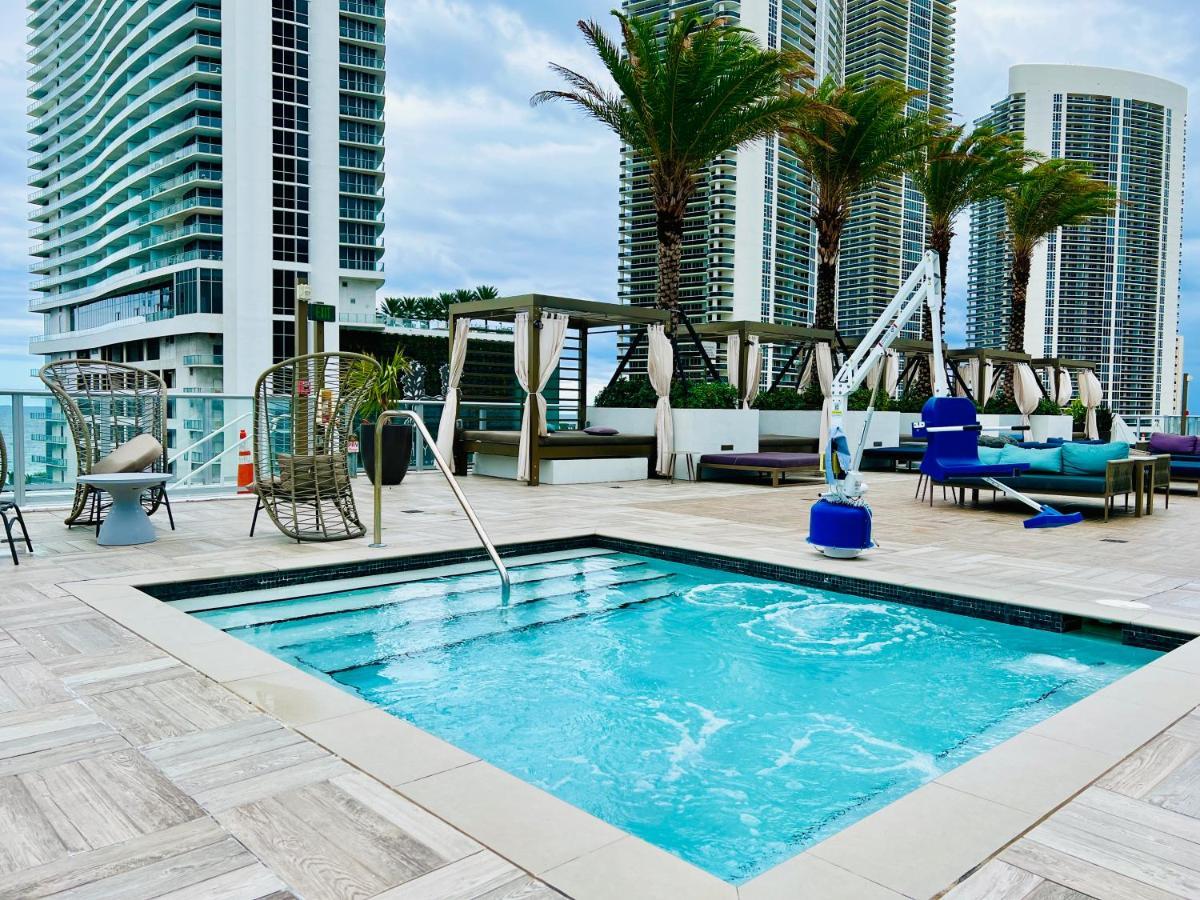 Hyde House - Luxury Waterfront 2Br 2Ba Apartment Suite With Direct Ocean View, Roof Top Pool, Resort Amenities 好莱坞 外观 照片
